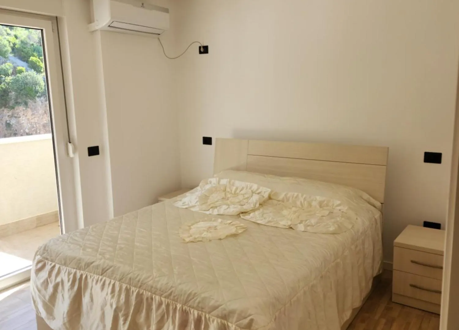 Luxurious Double Apartment In Shengjin