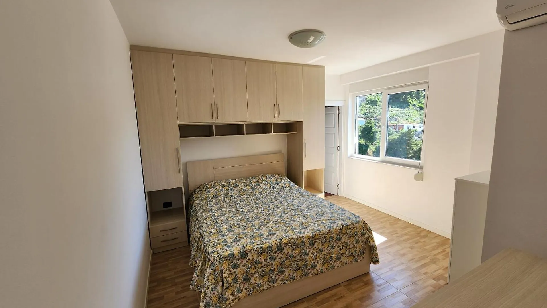 Luxurious Double Apartment In Shengjin