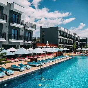 Hotel Nuevo Deluxe, Shëngjin